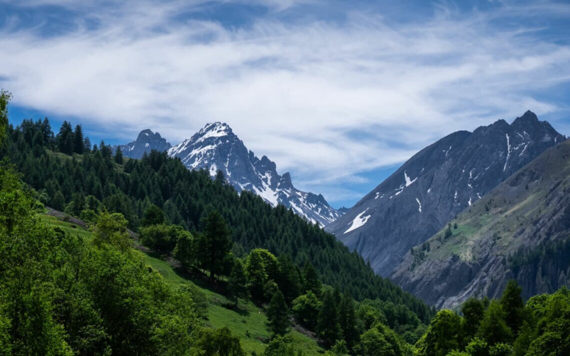 comment reconnaître les sommets en montagne