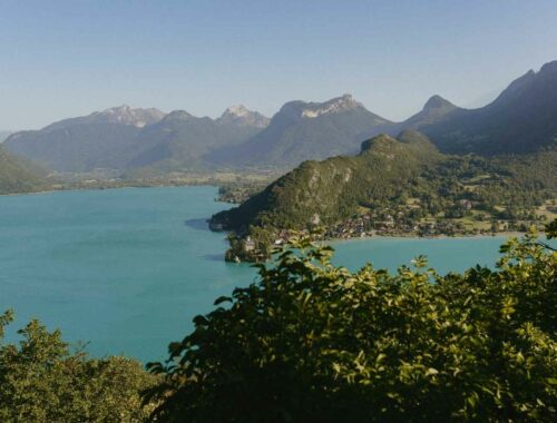 Roc de Chère, la réserve naturelle idéale pour une randonné facile près du lac d'Annnecy